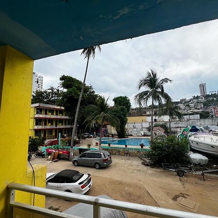 Hotel Casa De Huespedes Walton à Acapulco Extérieur photo