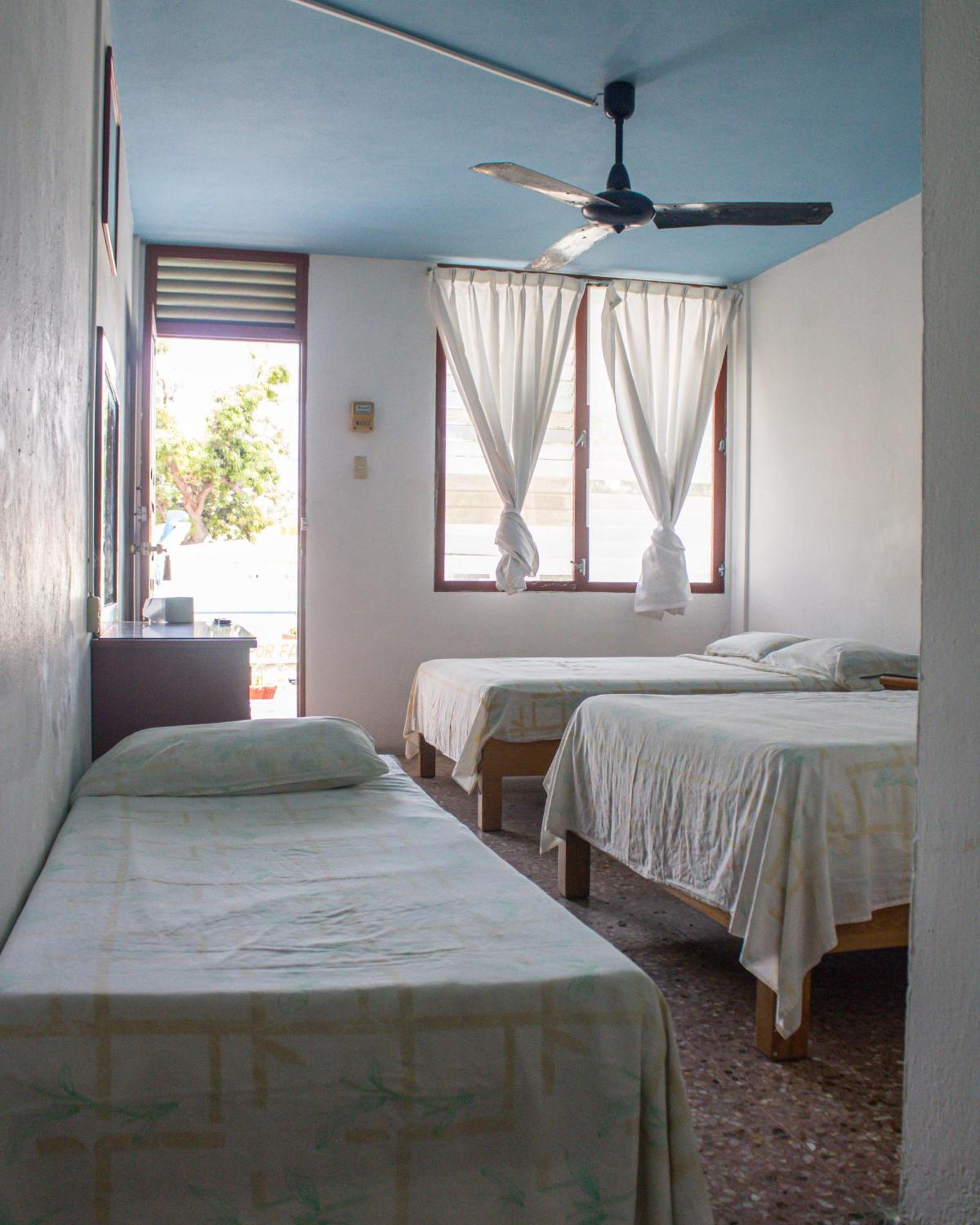 Hotel Casa De Huespedes Walton à Acapulco Extérieur photo