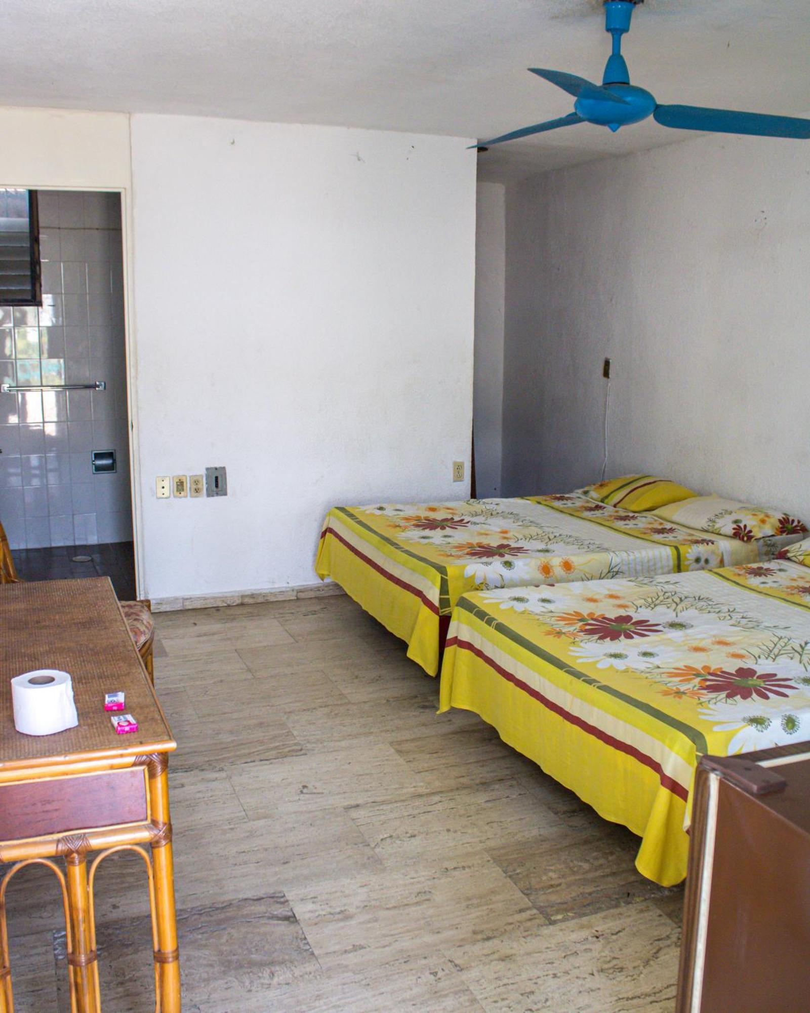 Hotel Casa De Huespedes Walton à Acapulco Extérieur photo