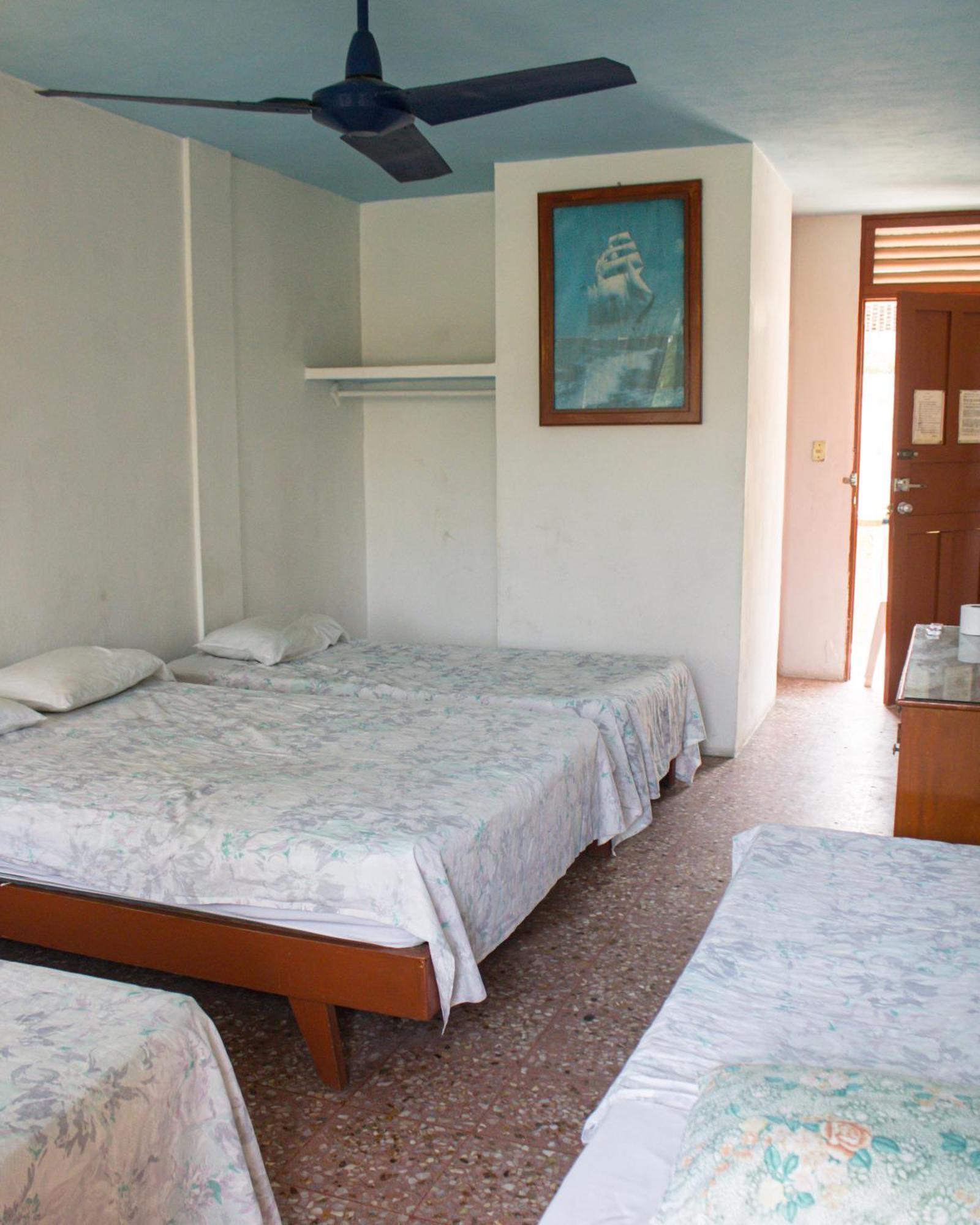 Hotel Casa De Huespedes Walton à Acapulco Extérieur photo
