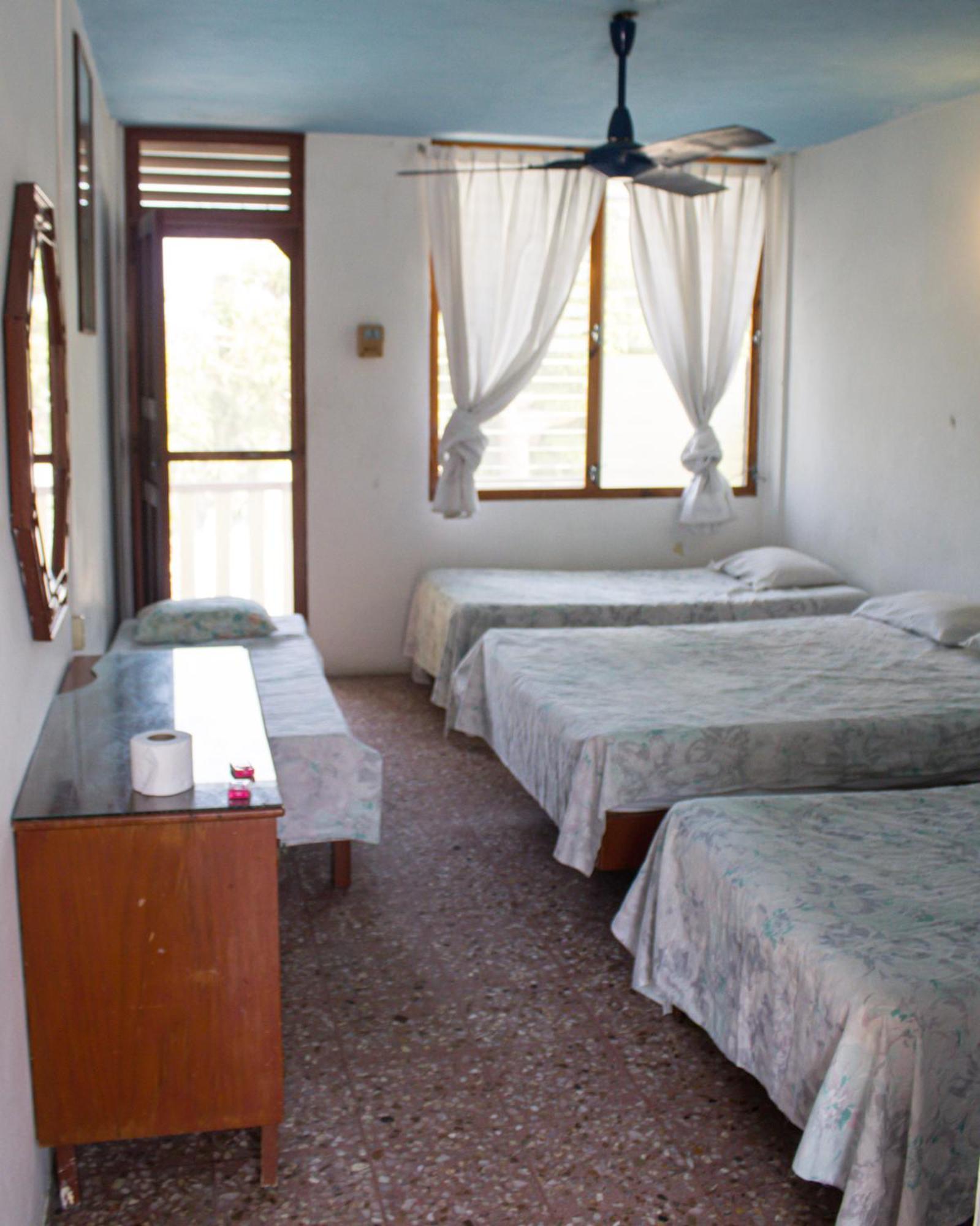 Hotel Casa De Huespedes Walton à Acapulco Extérieur photo