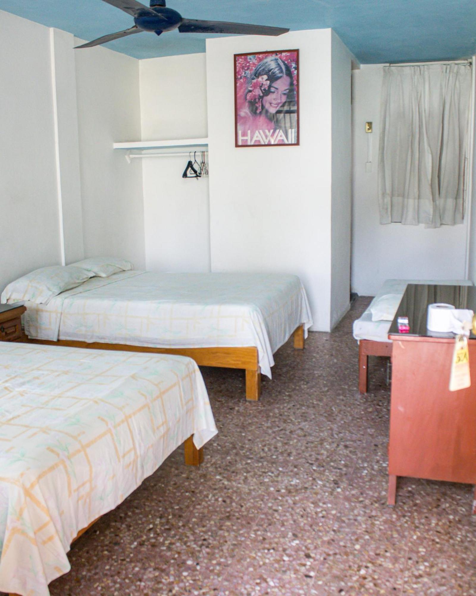 Hotel Casa De Huespedes Walton à Acapulco Extérieur photo